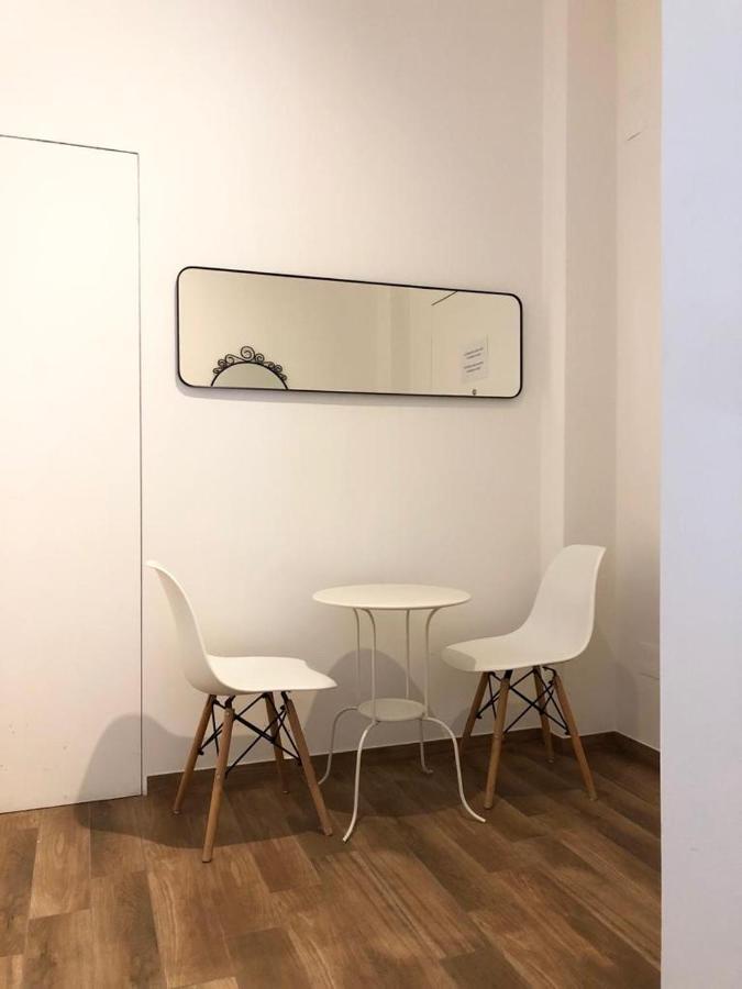 Italien Chic, Camera Con Bagni Condivisi Bari Exteriör bild